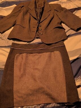 The Limited Two-Tone Brown Pencil Skirt And Jacket
